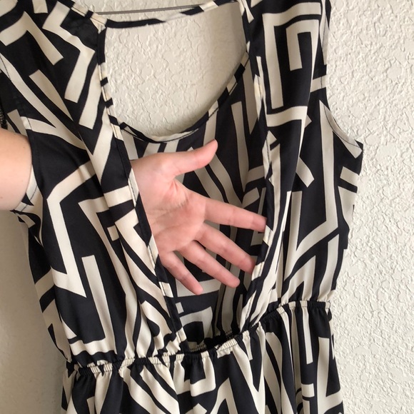 Open back mini - Picture 3 of 4